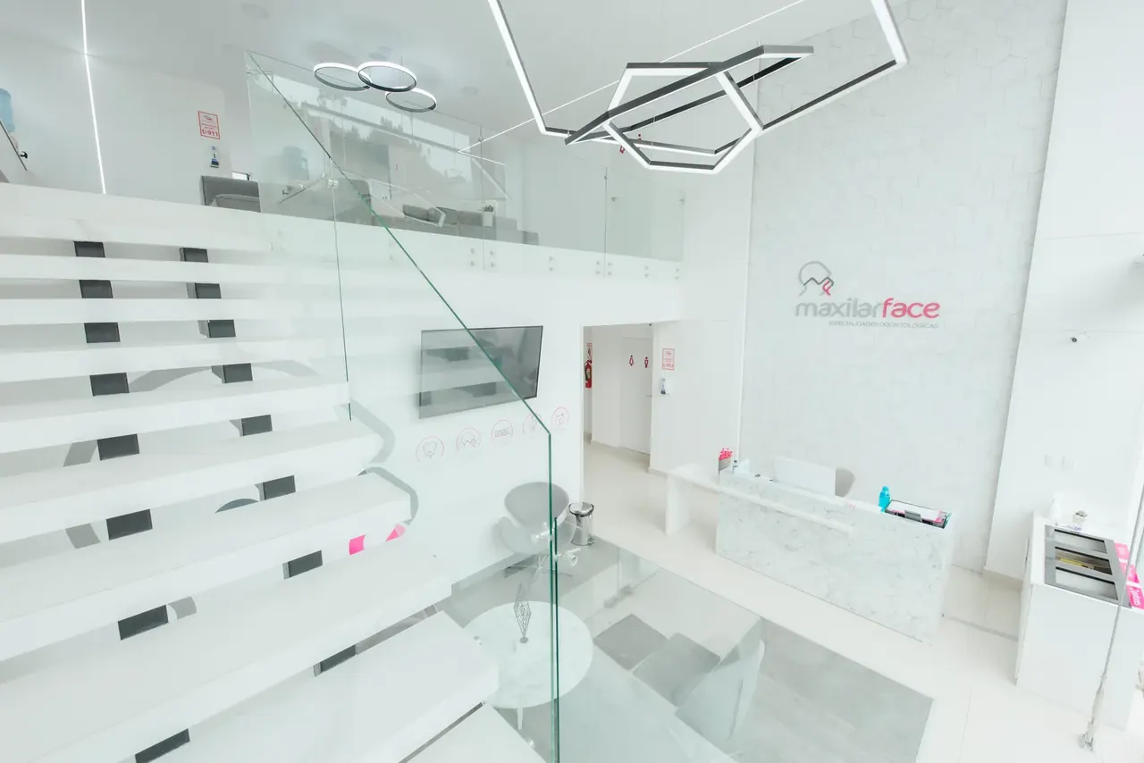 Interior de la clínica Maxilarface